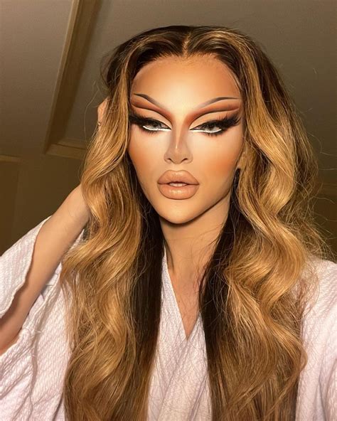 krystal versace no makeup|Krystal Versace's eye makeup game is strong in this epic drag .